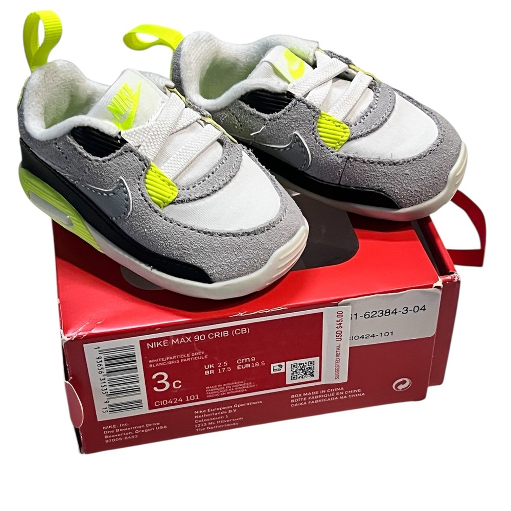 Nike Gray and Yellow Sneakers Slip-On Design